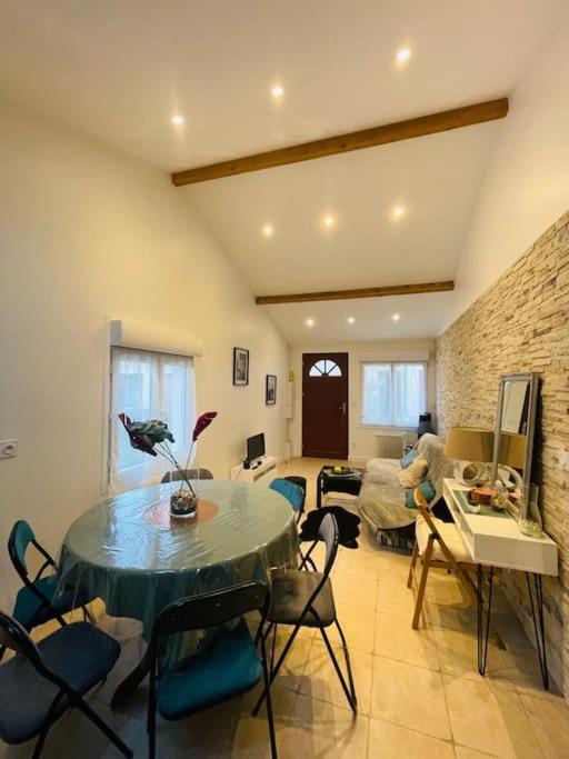Ferienwohnung Orly Shelter Exterior foto